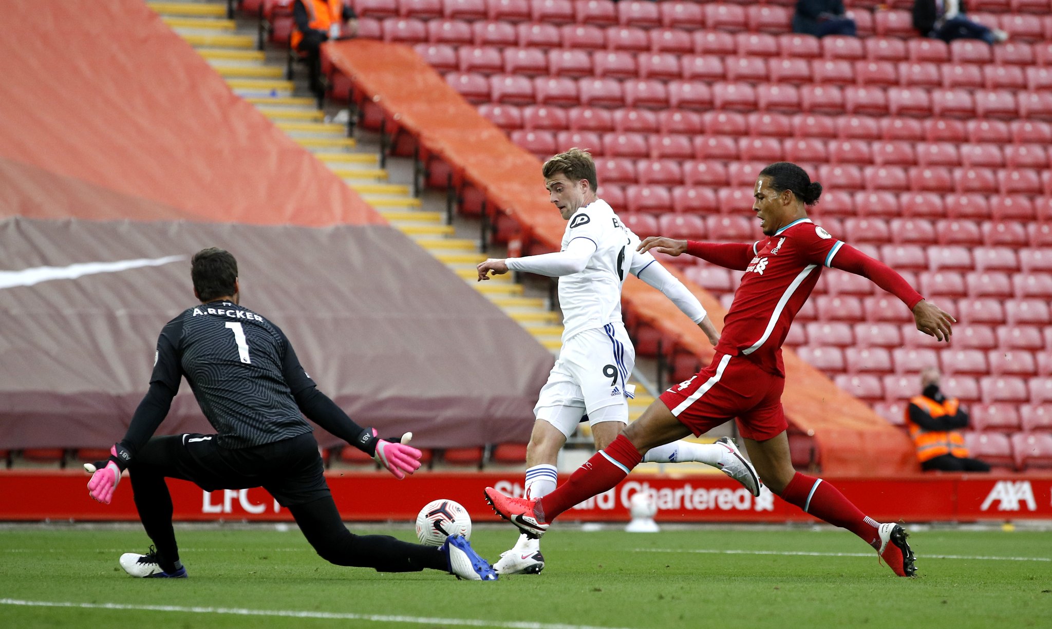 将他在银幕 将他在银幕